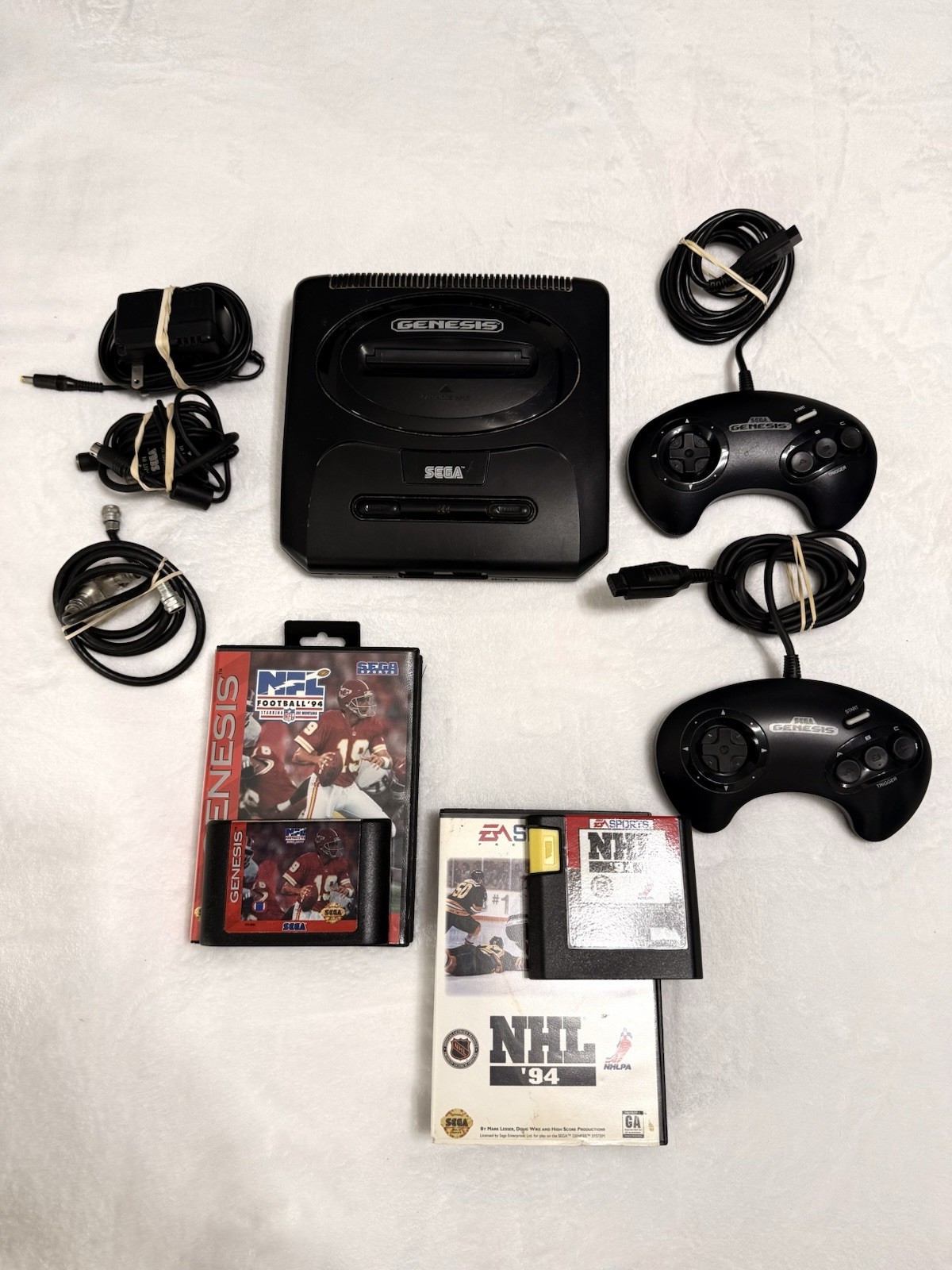 Sega Genesis Model 2 Console Bundle w/ 2 Controllers + Games Tested Working