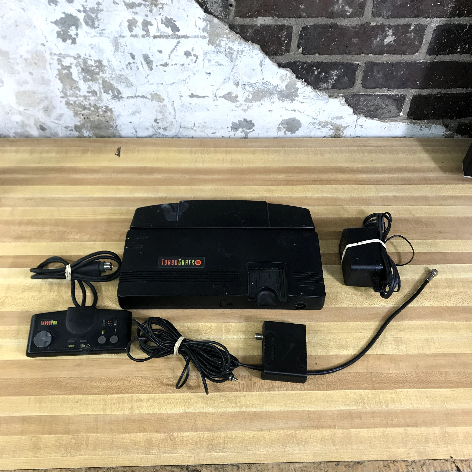 NEC TurboGrafx-16 w TurboGrafx Console All Cables Controller Tested