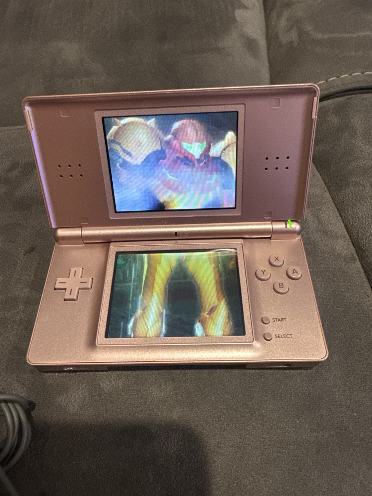 Nintendo DS Lite Handheld Game Console USG-001 Metallic Rose w Charger – Tested