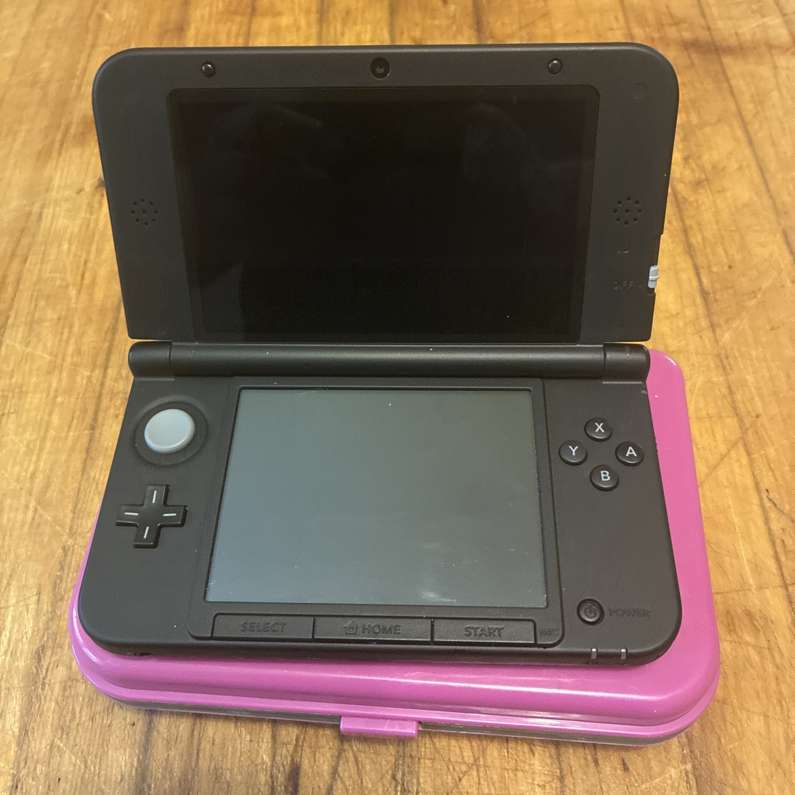 Nintendo 3DS XL Red/Black