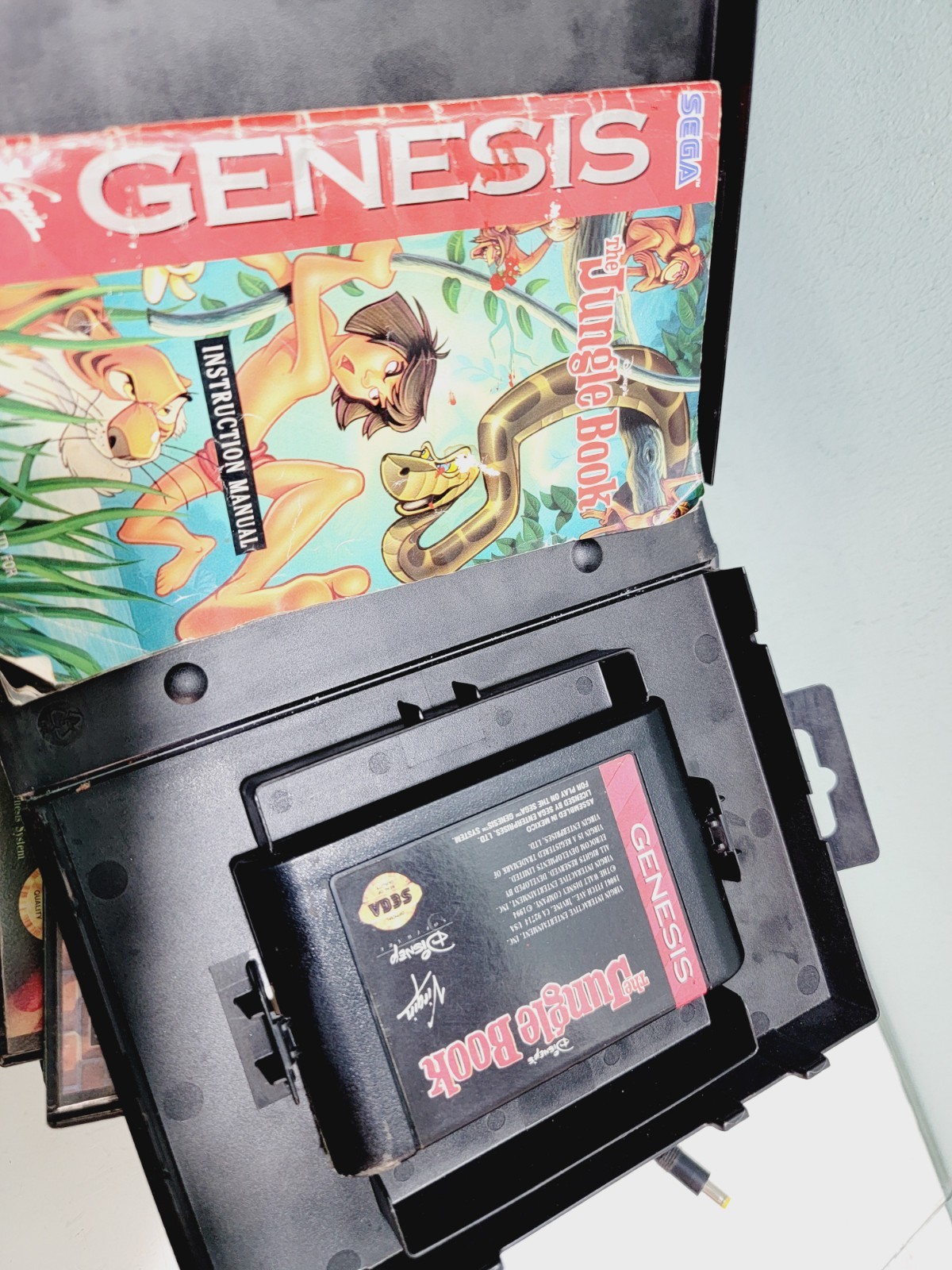 Sega Genesis Console Bundle With 2 Controllers and 15 Games