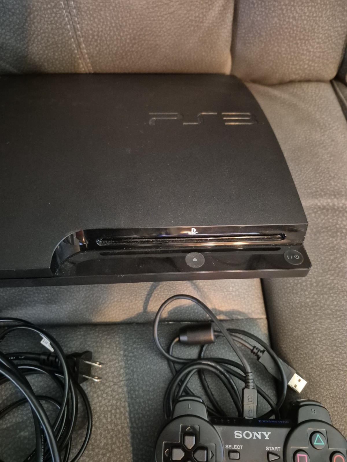 Sony PlayStation 3 Slim PS3 160GB Console Controller + Cords