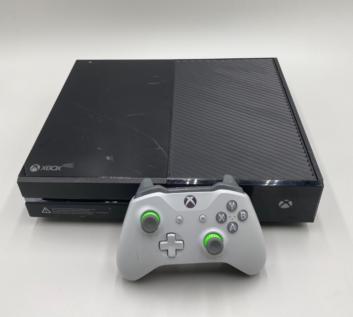 Microsoft Xbox One 1540 512GB Black Gaming Console +Light Gray Controller ONLY C