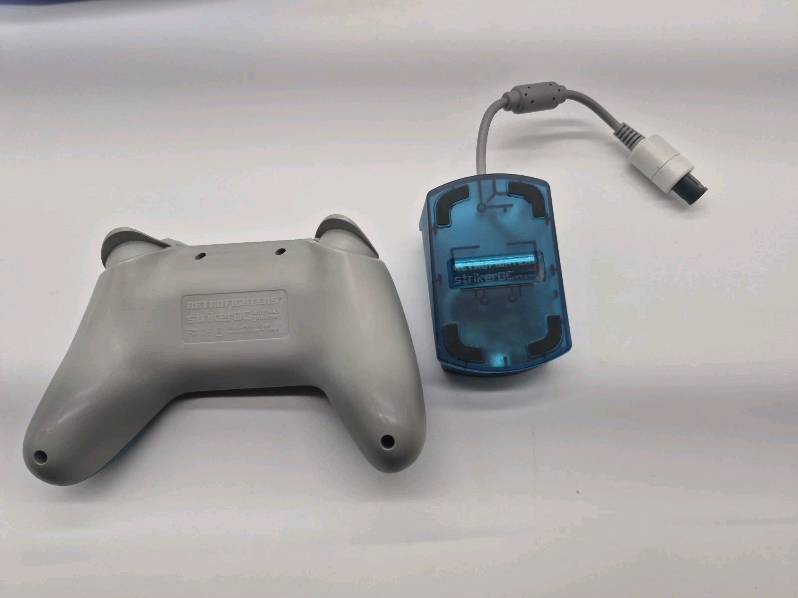 Sega Dreamcast Console Clear Blue With Wirless Controller And Battery Installed