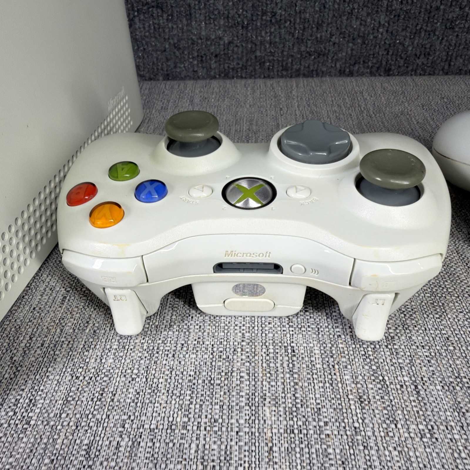 Microsoft Xbox 360 Pro 20GB Console Bundle HDMI Falcon 2007 w/ 2 Controllers