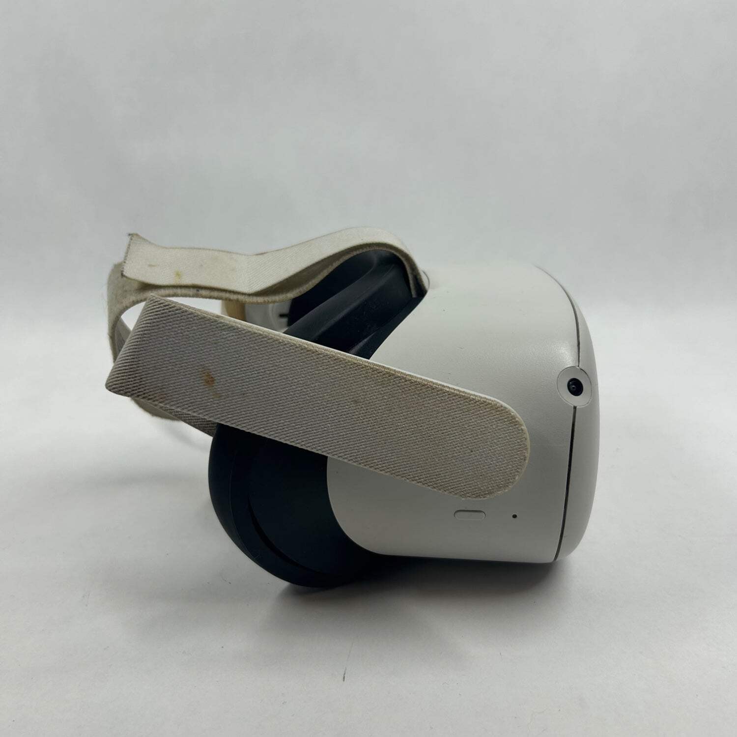 Broken Meta Quest 2 64GB Standalone All-in-One VR Headset KW49CM READ