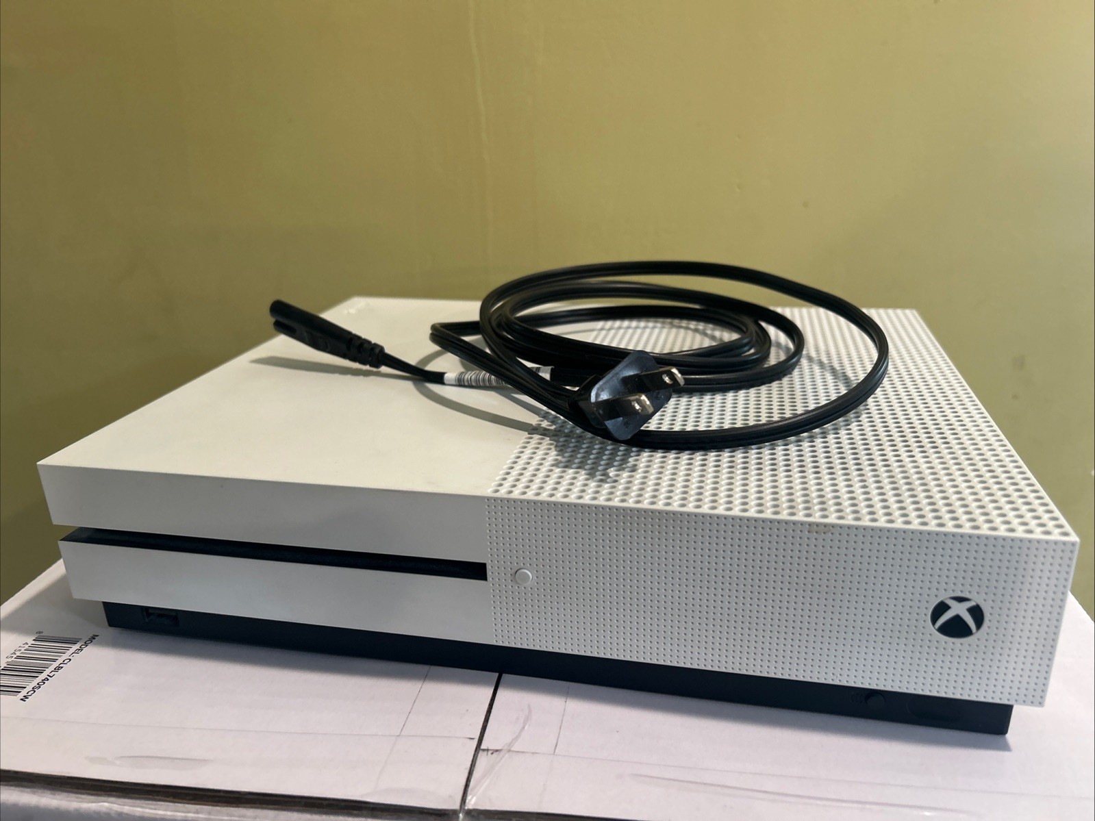 Microsoft Xbox One S 1TB Console Only – White (NO Controllers)