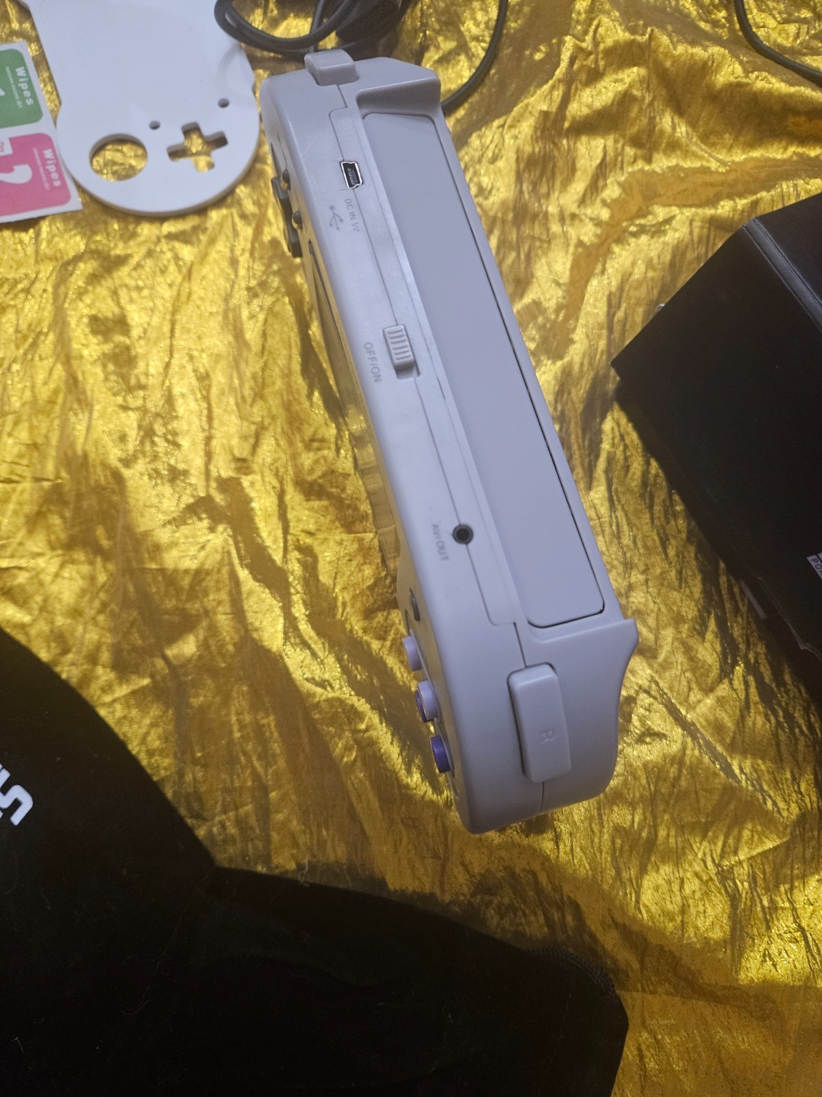 FOR REPAIR – SUPABOY Portable Pocket SNES Console Super Nintendo by HYPERKIN !!!