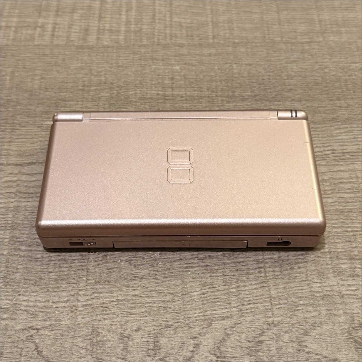 Nintendo DS Lite Pink Handheld Console w/ Case + Charger