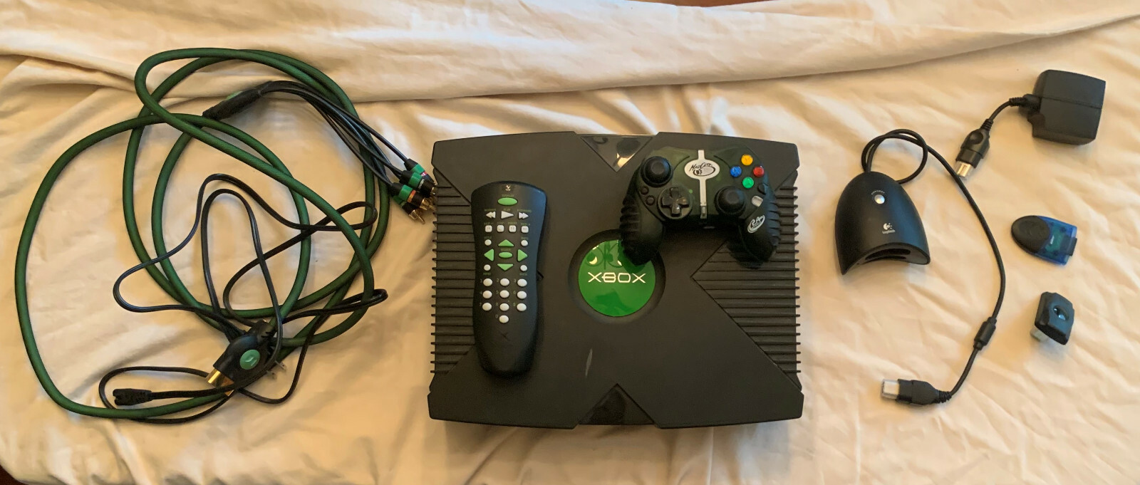 Microsoft Xbox Console Mad Catz Controller S DVD Remote, DVD Movie Playback