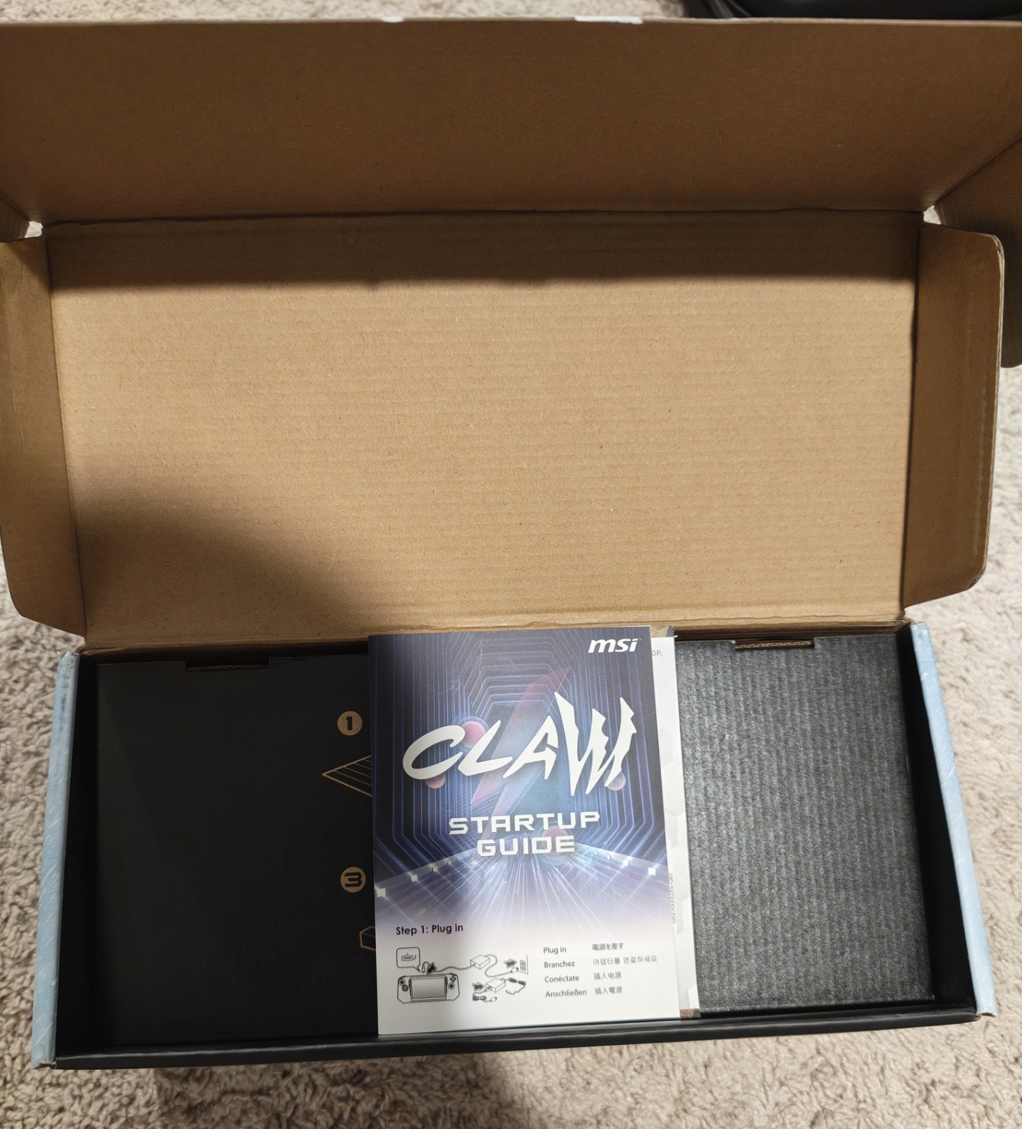 MSI CLAW 8 AI+ A2VM POLAR TEMPEST EDITION-084US Gaming Handheld U7 32GB 1TB