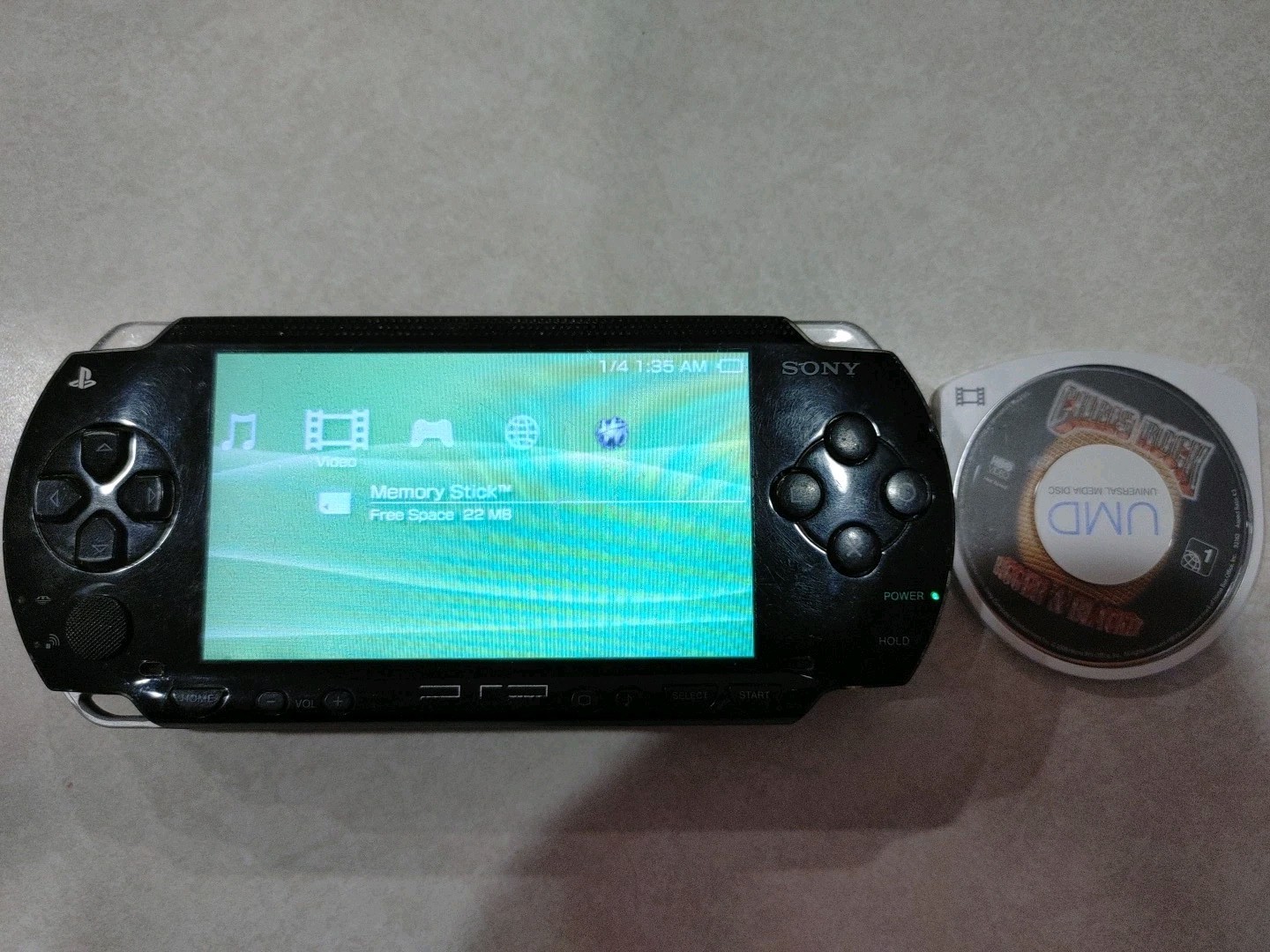 Sony PSP PSP-1001 PlayStation Portable – Black. 32MB (READ DESCRIPTION)!