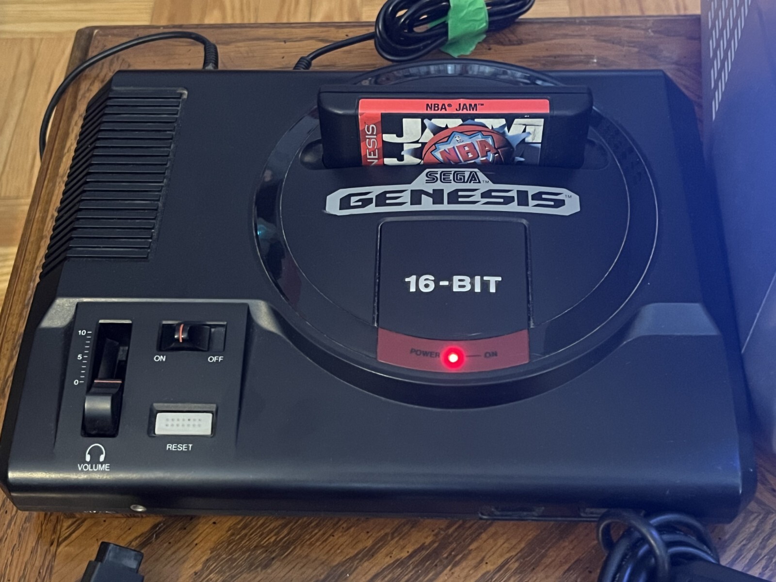 Original SEGA GENESIS Console MK-1601 22 Console Lot TESTED **TV NOT INCLUDED**