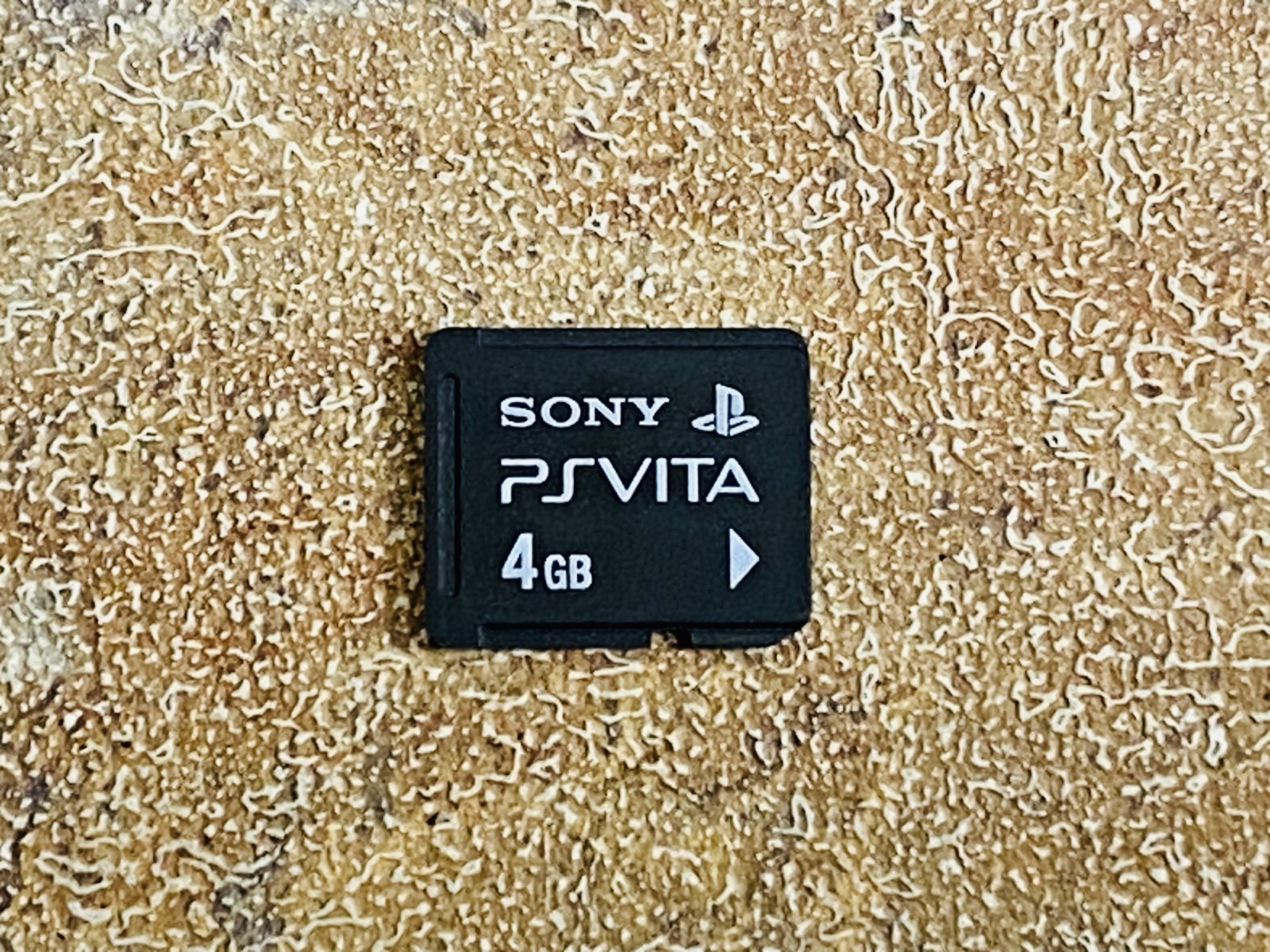 PS Vita Pink Black PCH 2000 SONY PlayStation Japan 4GB USB Charger No.2D DDP