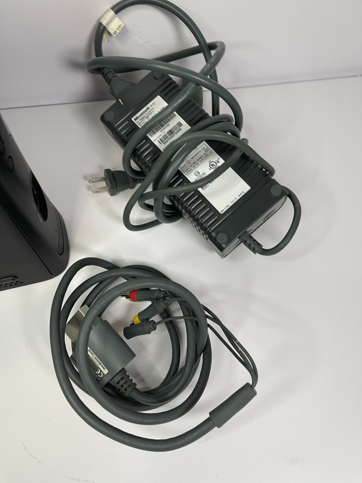 Microsoft Xbox 360 Elite 120GB Console W/ Cords Fully Tested Works