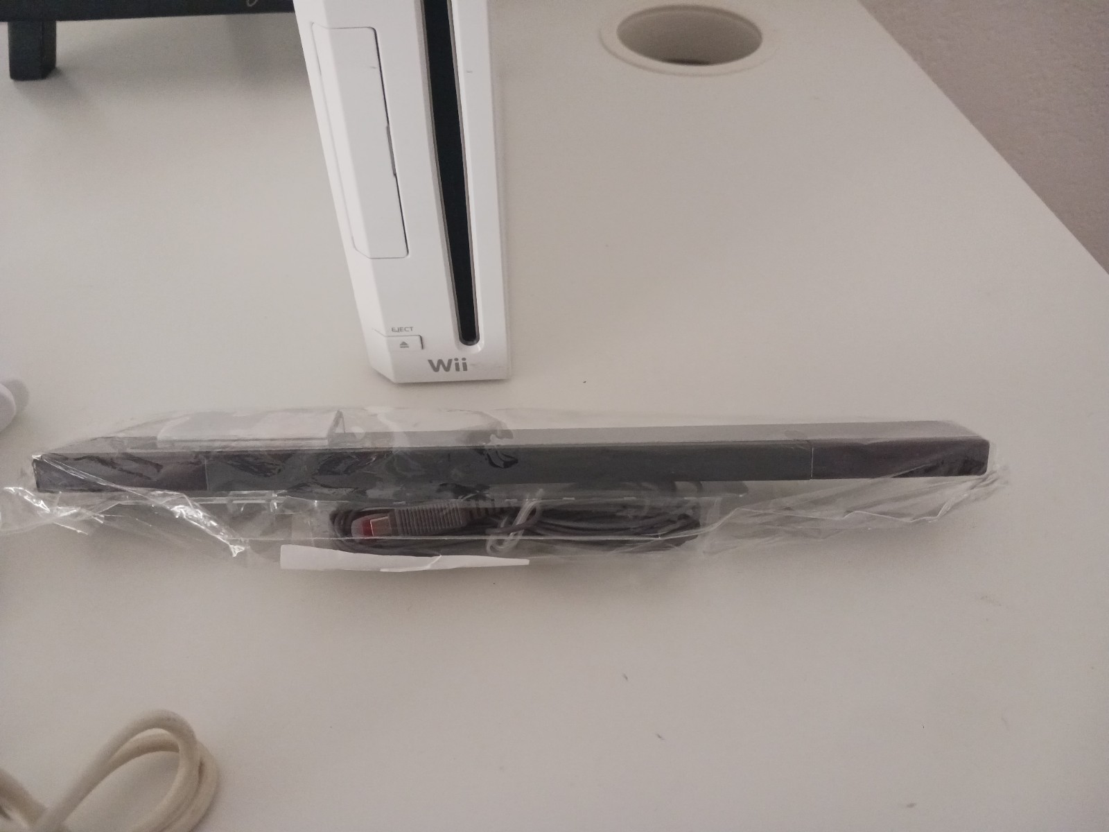 Nintendo Wii Console Bundle (RVL-001) Spectrobes Origins GameCube Compatible