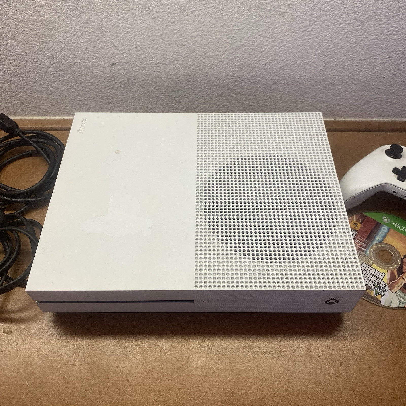 Microsoft Xbox One S Console 500GB 1681 Console OEM Controller Cords! Nice!