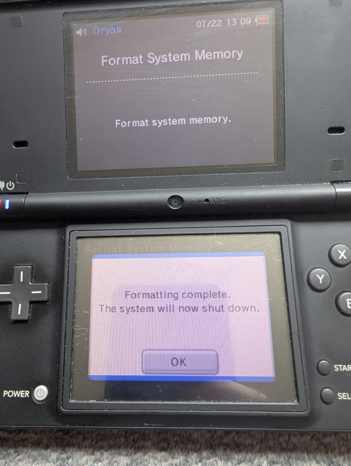 Nintendo DSi Handheld Console OEM Charger TWL-001 Black W/ 6 Games Tested Read!