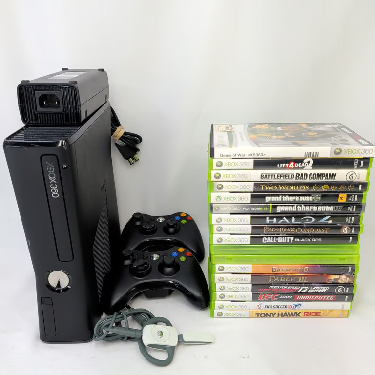 Microsoft Xbox 360 S 1439 Console 17 Games 2 Wireless Controllers Headset Bundle