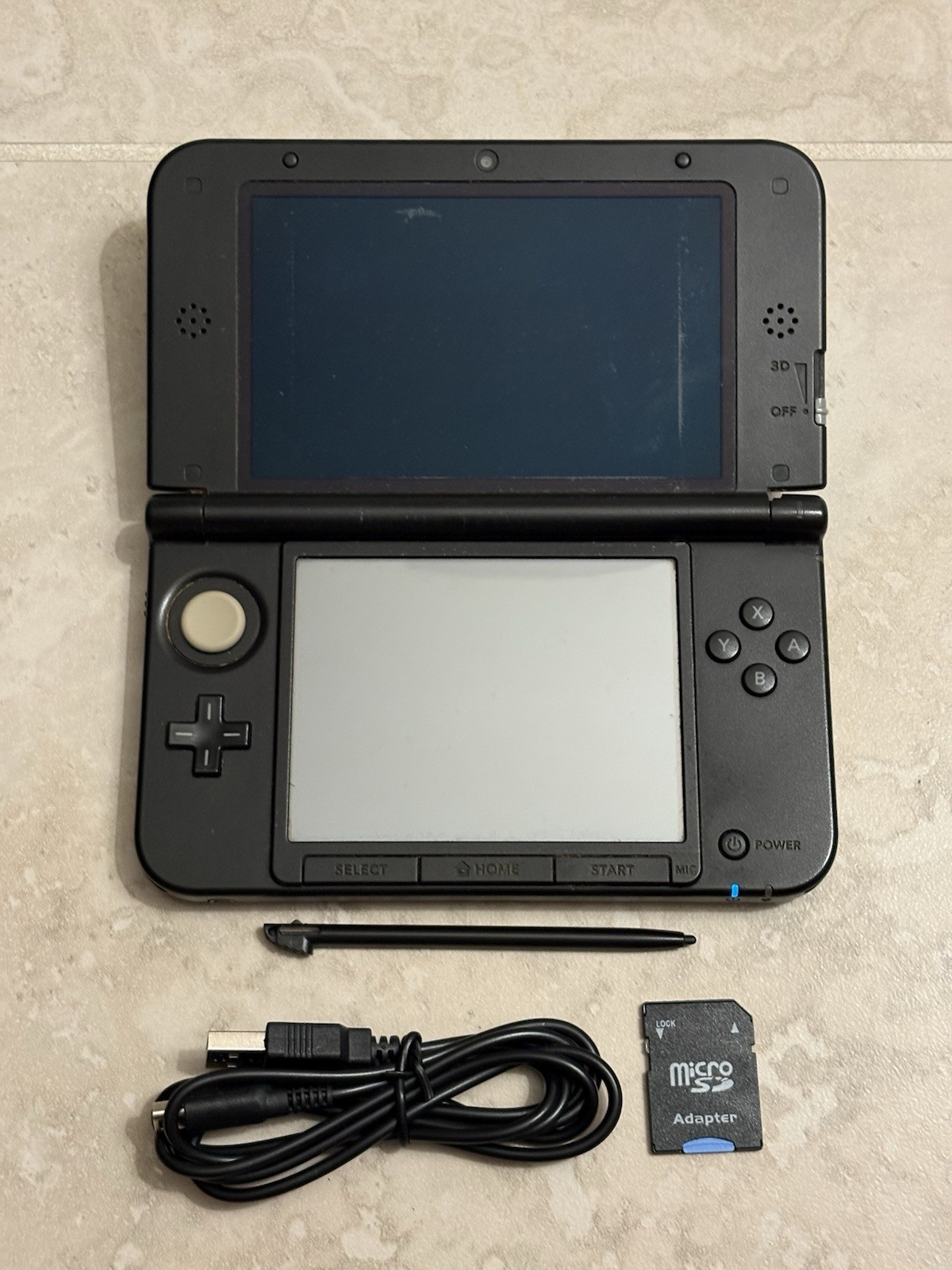 Nintendo 3DS XL LL Silver And Black Handheld With Charger And Stylus Read Desc