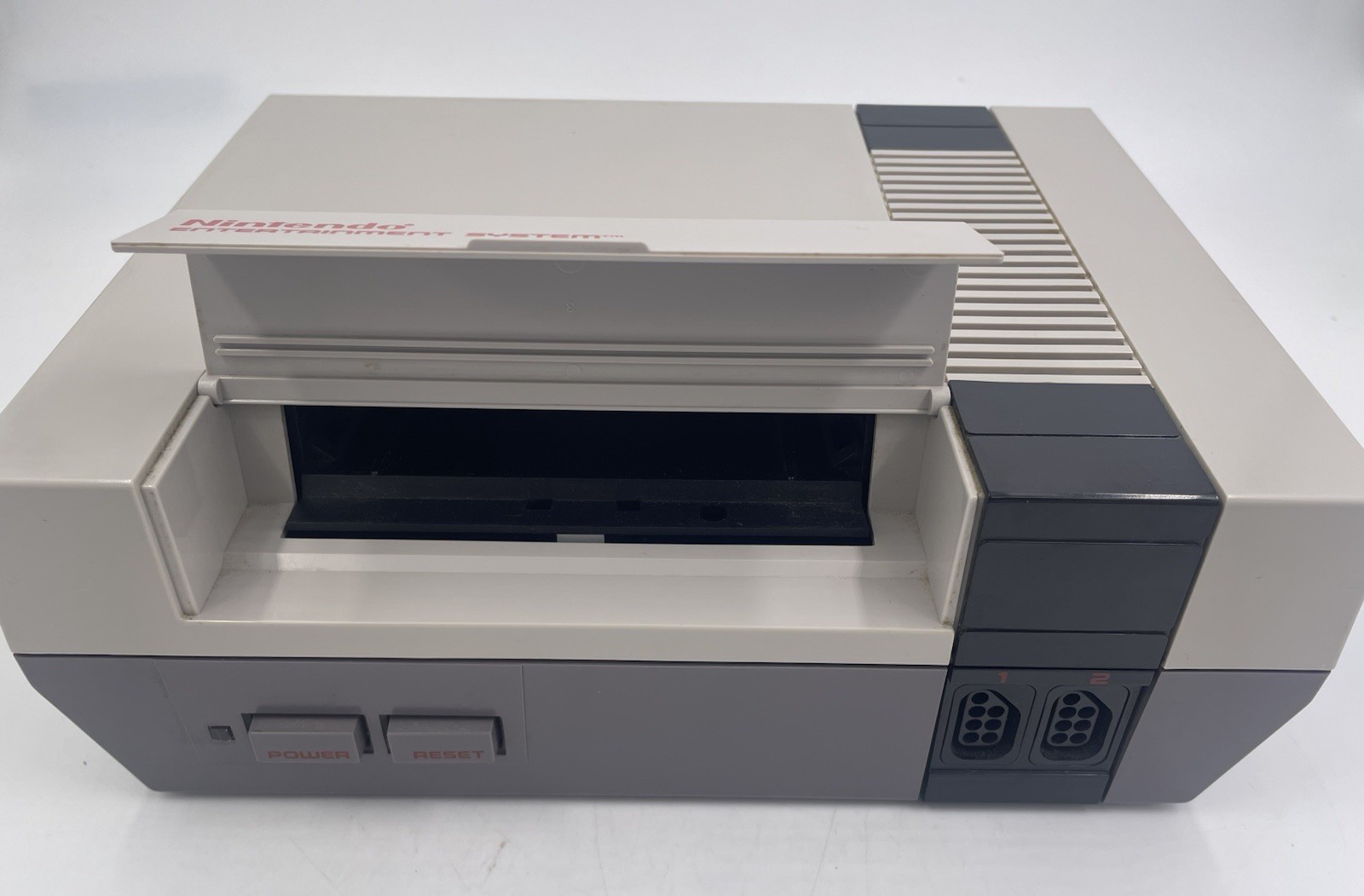 1985 Nintendo NES-001 Console 2 Controllers Mario/Duck Hunt Manuals & Hookups