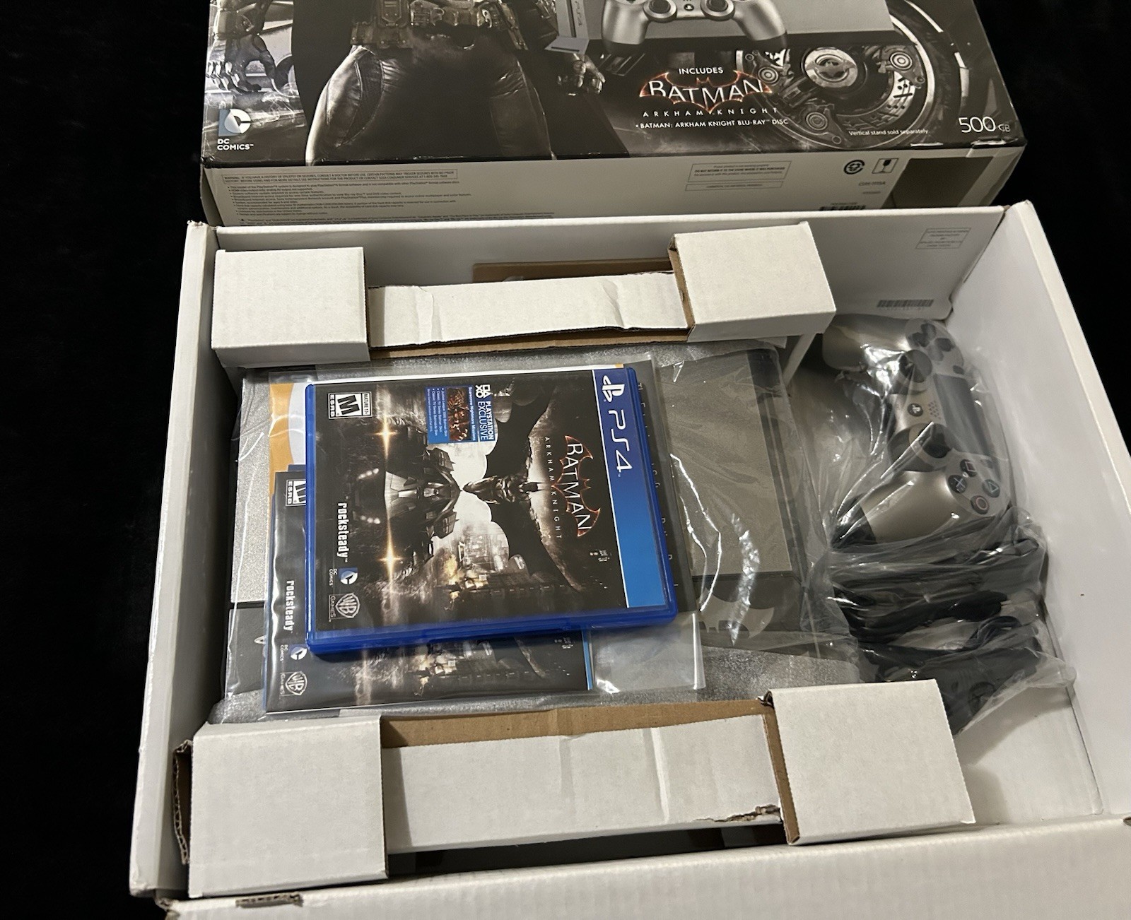 ULTRA RARE SONY PS4 BATMAN ARKHAM KNIGHT LIMITED EDITION STORE KIOSK CONSOLE SET