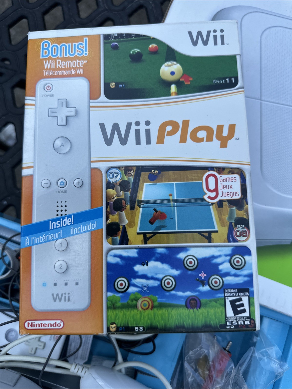 Nintendo Wii Play & Sports Console W/ 4 Games Remotes Original Box Original Box