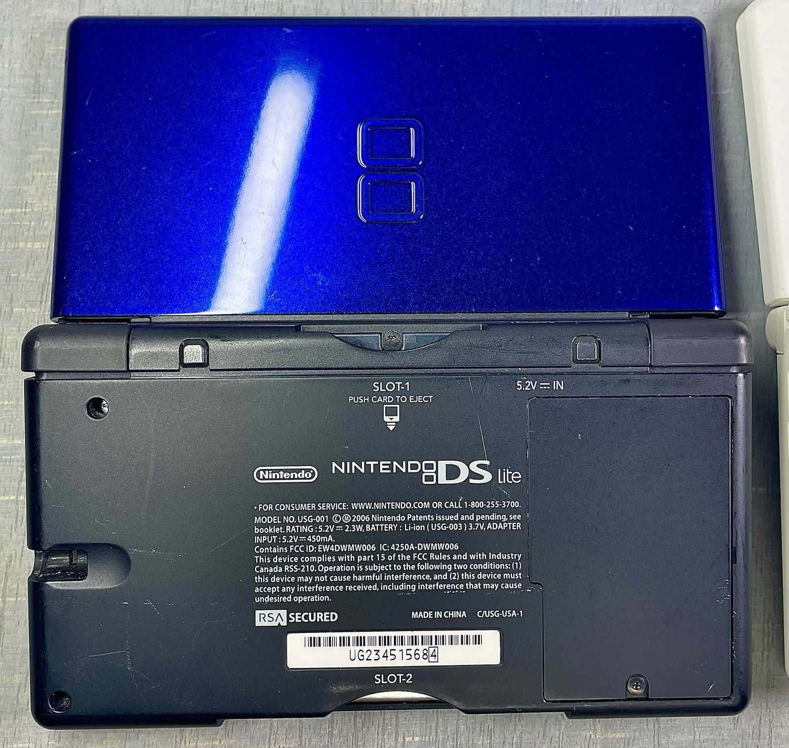 Nintendo DSi w/ Stylus White Tested Good /Blue DSlite For Parts – 34 Games Total