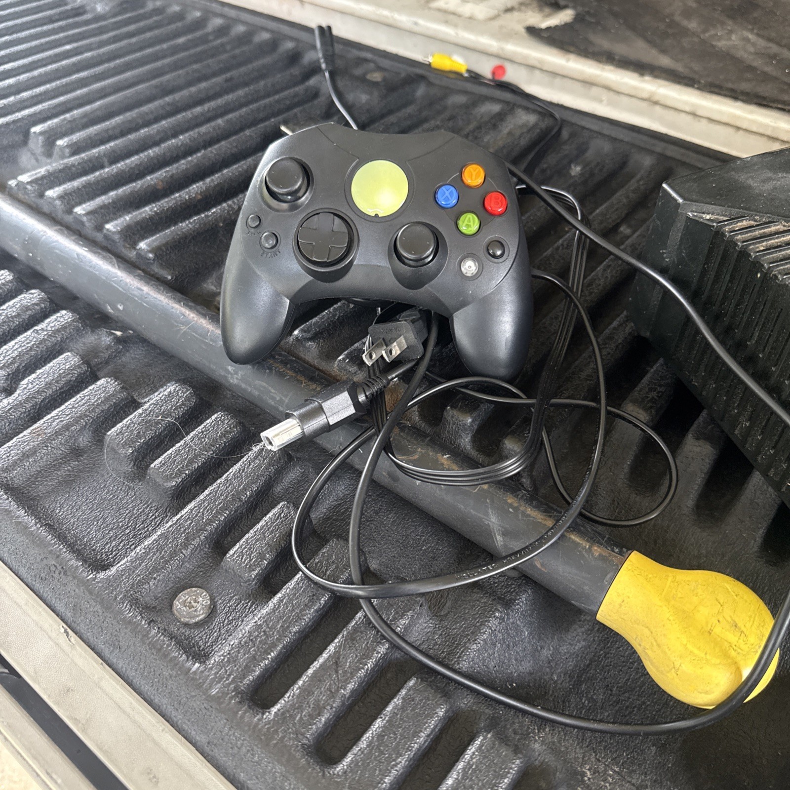 Microsoft Original Xbox (v1.6) Working. Tested by seller.