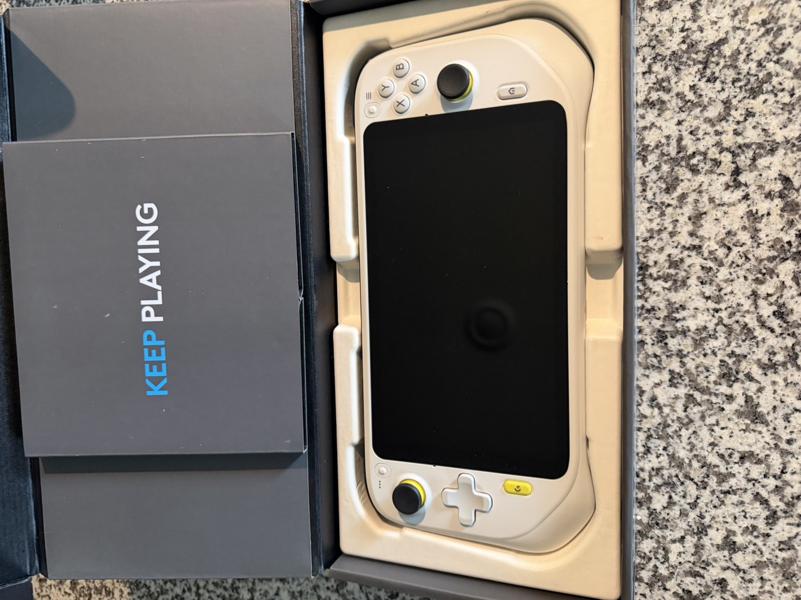 Logitech G CLOUD 64GB Handheld Console – White