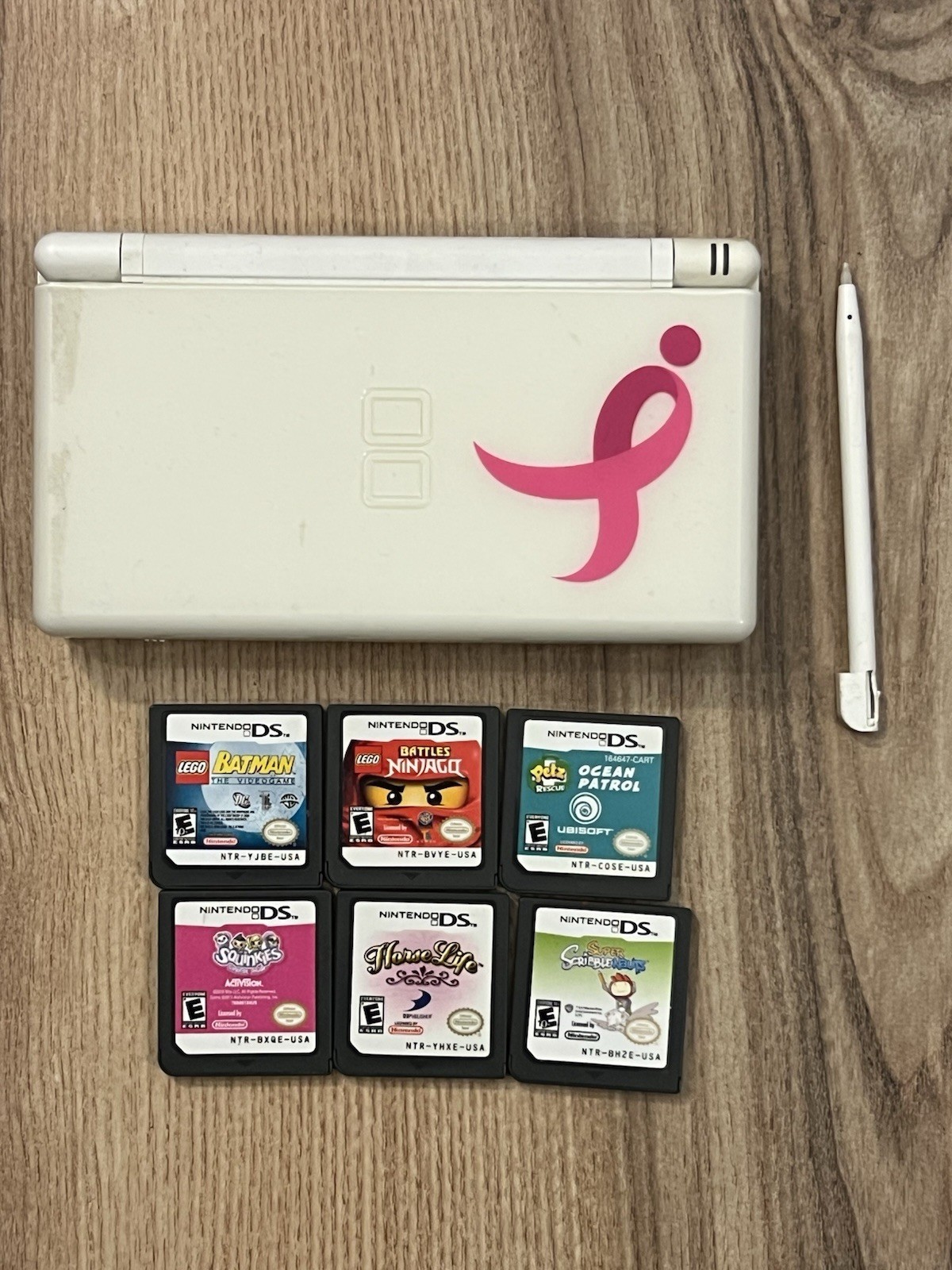 Nintendo DS Lite Pink Ribbon Console Bundle 6 Games Susan Komen Breast Cancer