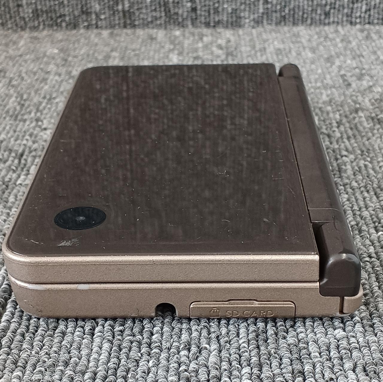 Nintendo DSi XL (LL) UTL-001 Handheld Console Retro Gaming System A2513