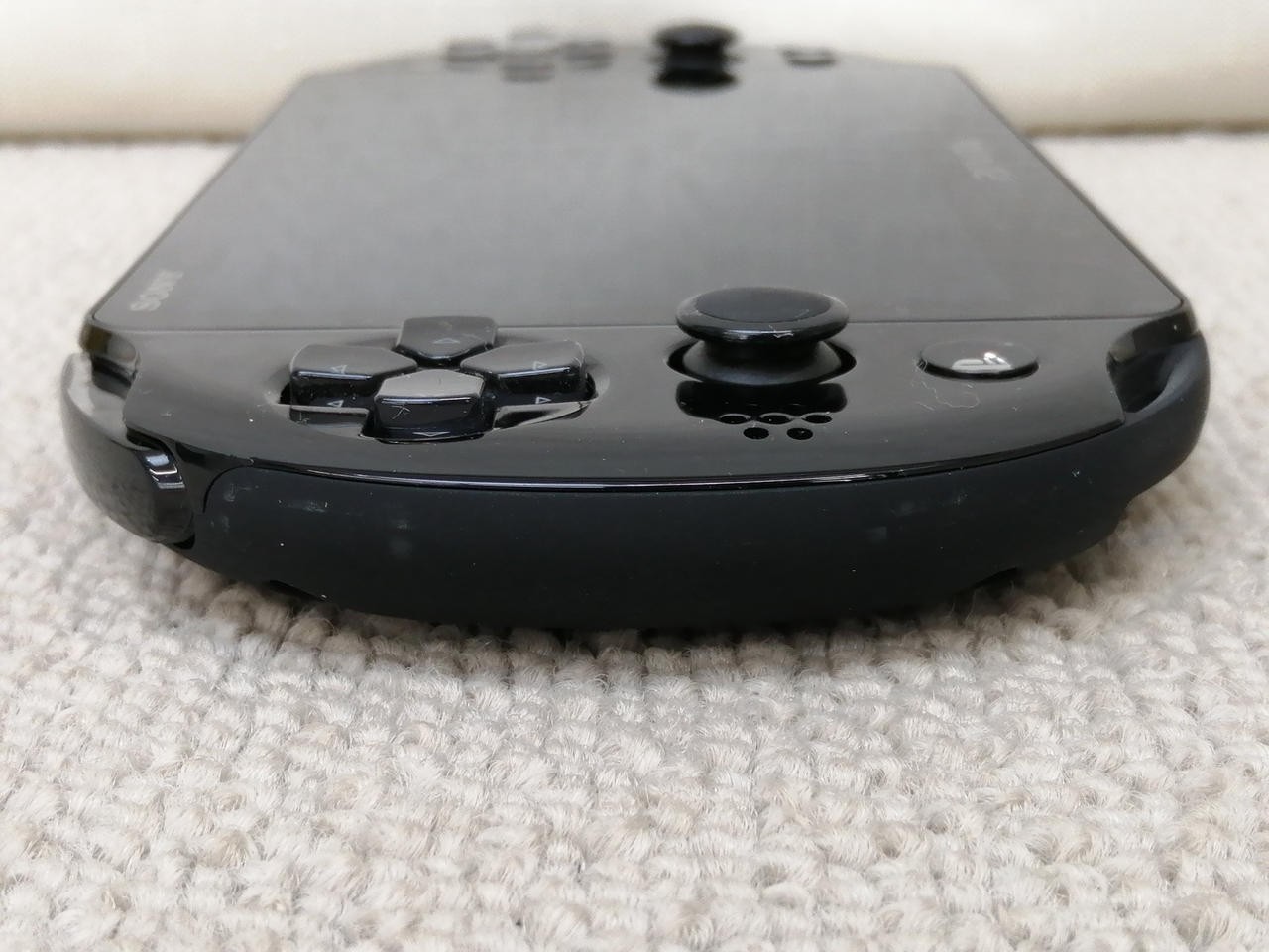 Sony PS Vita PCH-2000 Console Hard Shell Case Used Screen Burn