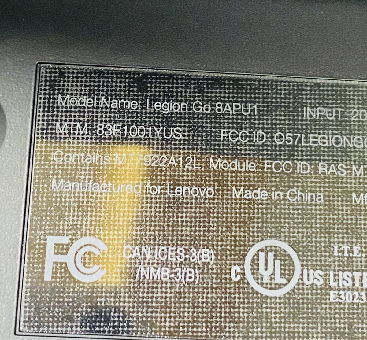 LENOVO LEGION GO 8APU1 (UD3047382)