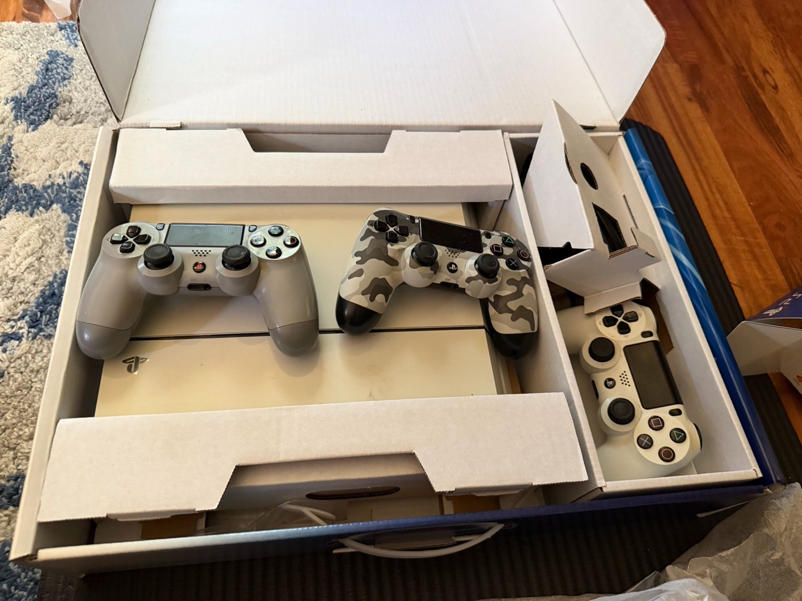 PS4 Glacier White Destiny Edition Bundle – 2TB UPGRADE – 3 Controllers