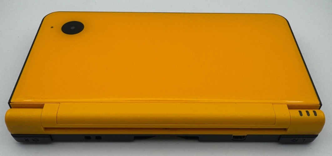 Nintendo DSi DS i LL UTL-001 Japanese Handheld System Console Ships from USA