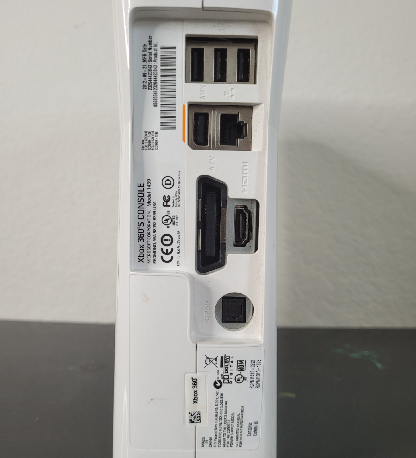 Xbox 360 S White Model 1439 Console 19 Game Bundle Kinect Nyko Tested Working