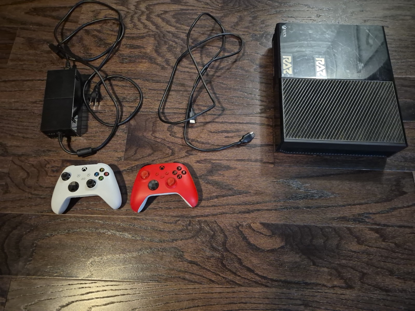 Microsoft Xbox One 500GB Console with Two Controllers, Power Cable, & HDMI Cords