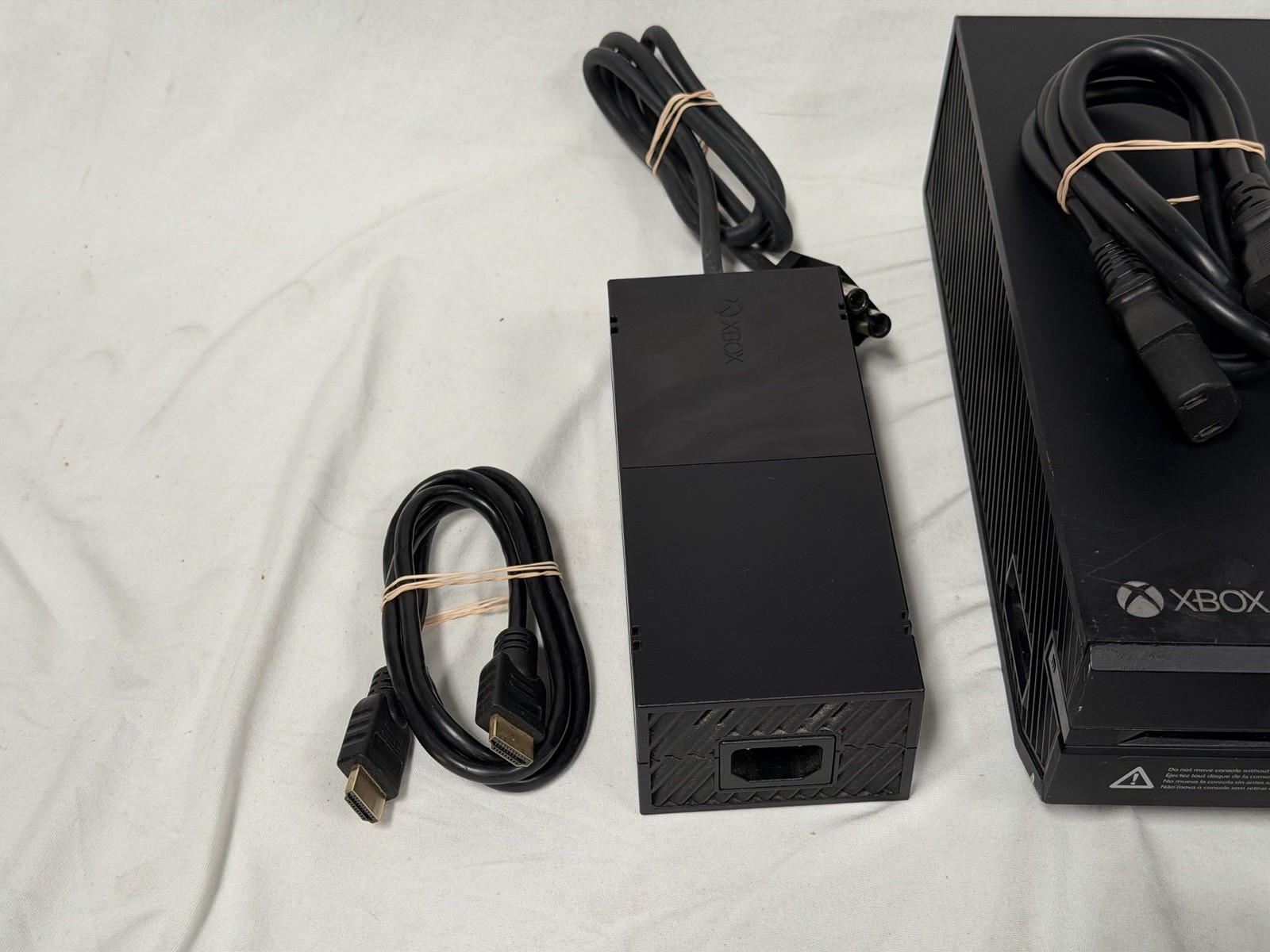 Microsoft Xbox One w/ Controller 1TB Black Console (Model 1540) Tested