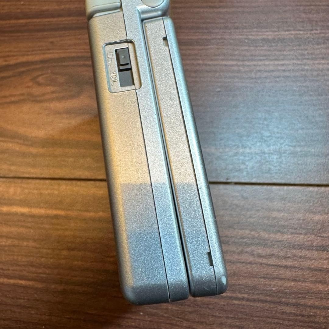Game Boy Advance SP Platinum Silver 5582 From Japan
