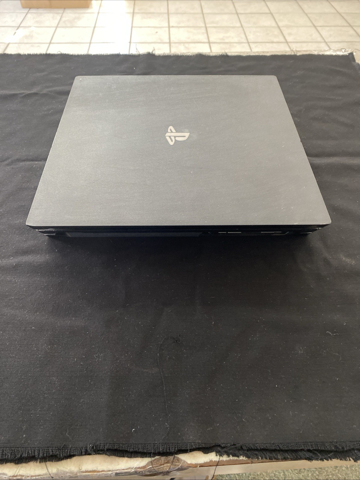 SONY PS4 PRO 1TB CONSOLE CUH-7015B W/ 1 CONTROLLER – TESTED FREE SHIP