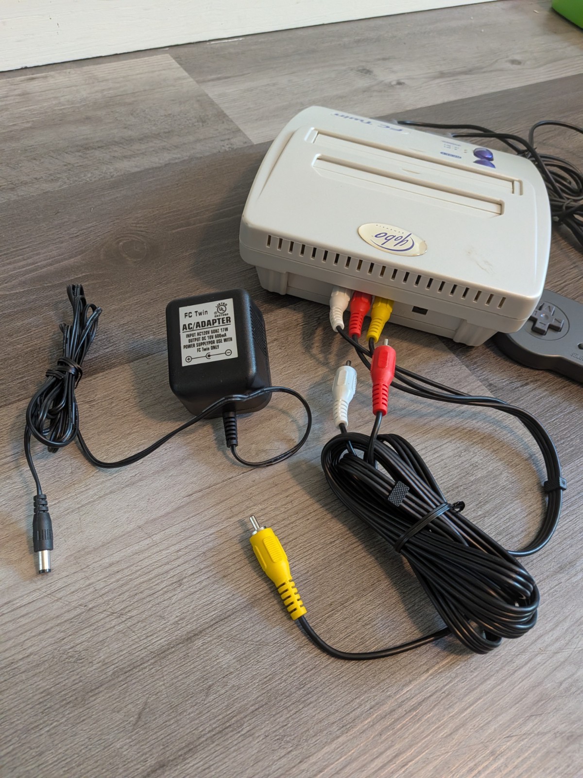 Yobo FC Twin NES SNES Console w/ Mario Tested w/ 3 Games 2 Controllers & Cables