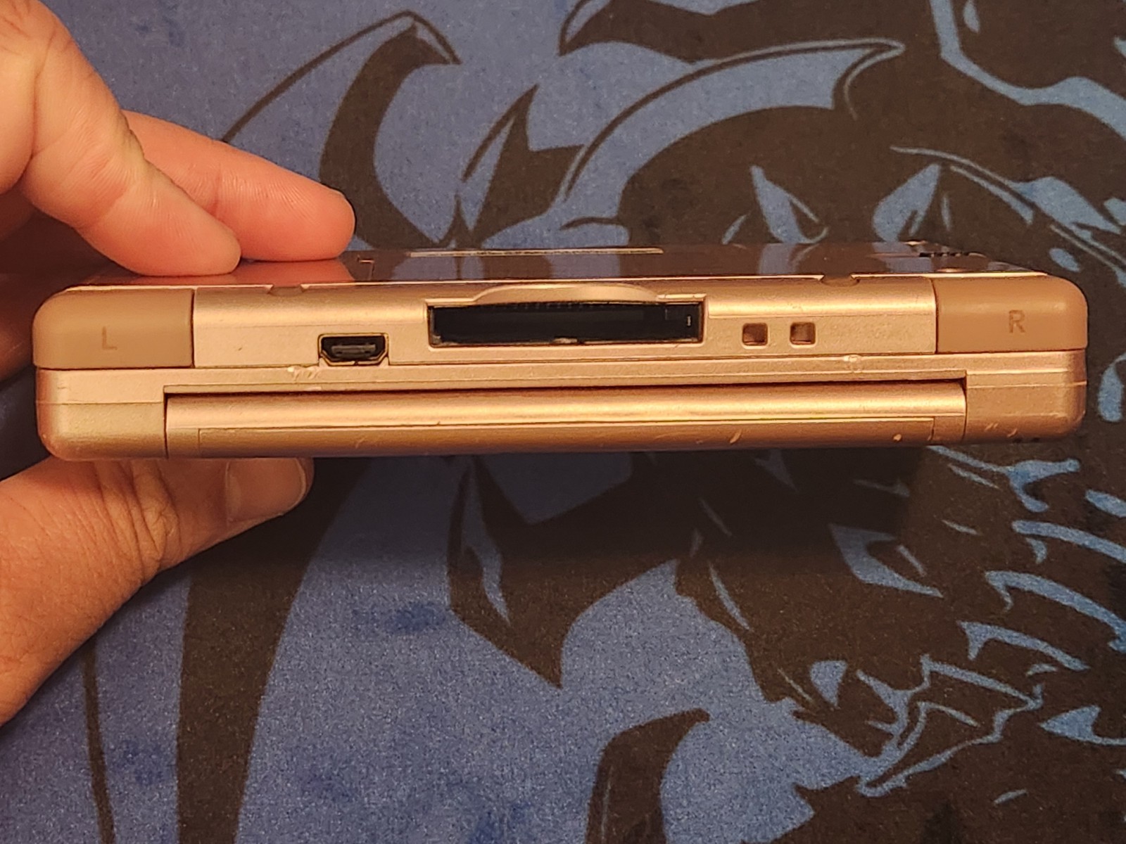 Nintendo DS Lite System, With Stylus, Charger, GBA Cover Metallic Rose w/ 2games