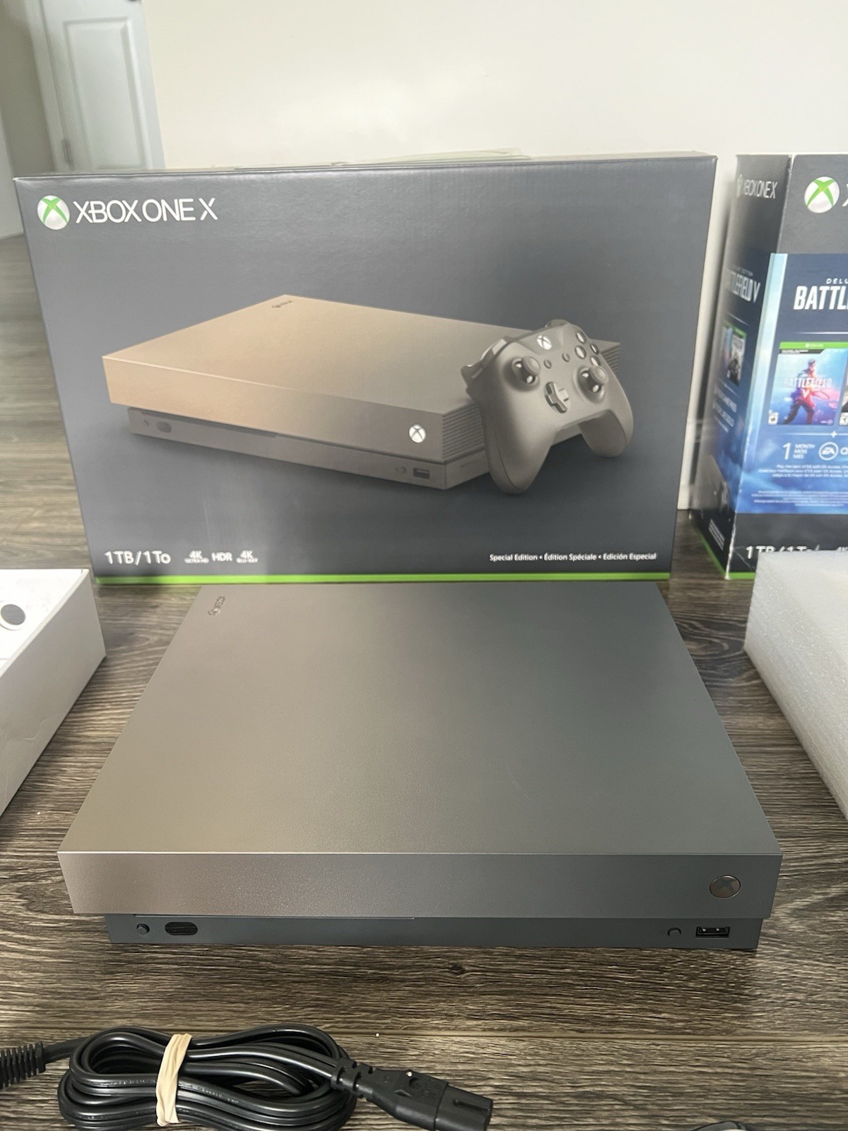 Xbox One X 1TB Console Gold Rush Battlefield Special Edition CIB Original Box