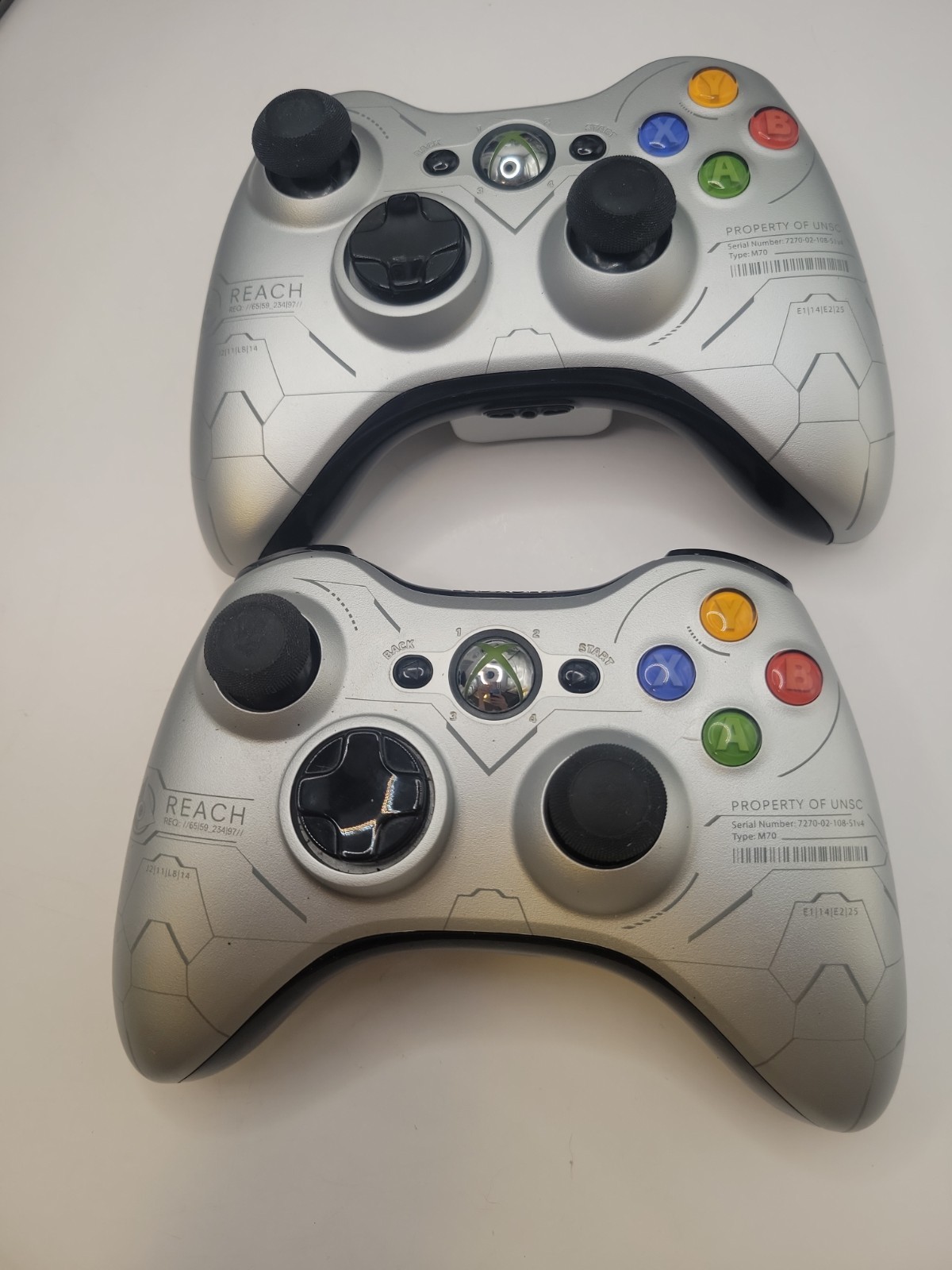 Microsoft Xbox 360 S Halo: Reach Limited Edition Silver Console + 2 Controllers