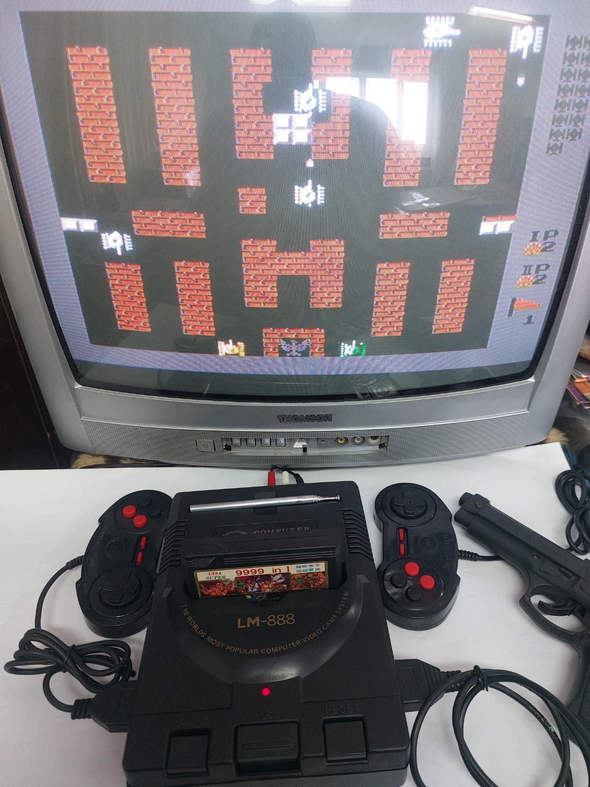Haili LM-888 video game console from 90’s good condition full kit box games