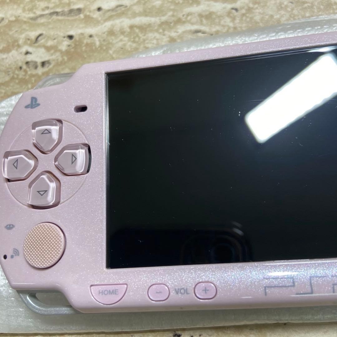 Sony PSP 2000 Rose Pink Almost Unused Complete in Box 6758