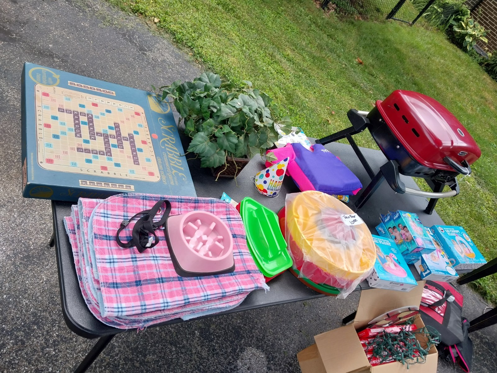 yard sale 8901 black hawk ln indana u.s.a