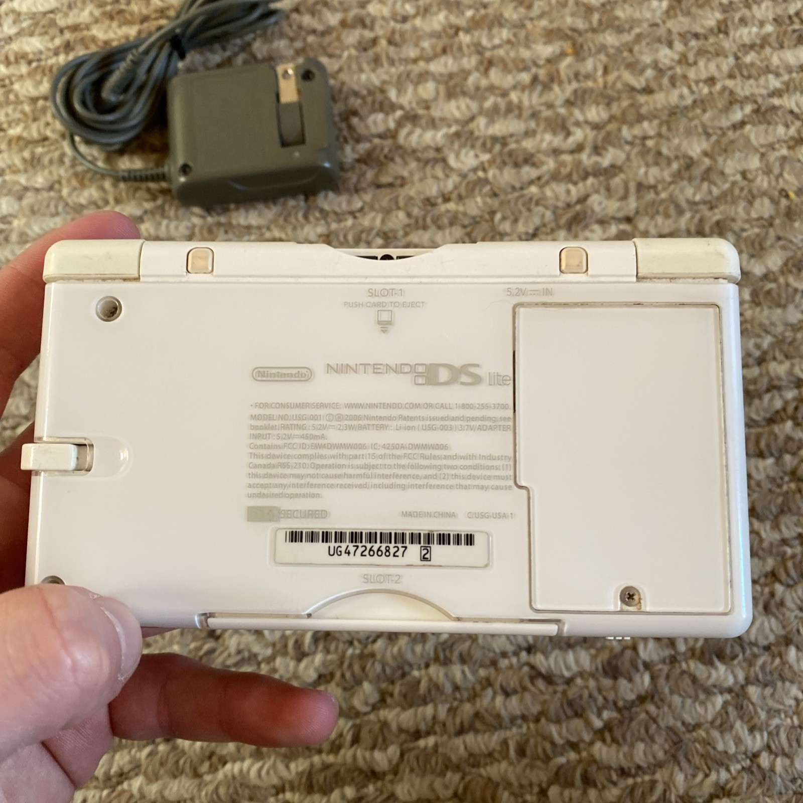 NICE Nintendo DS Lite USG-001 Polar White w/stylus charger gba dust cover OEM
