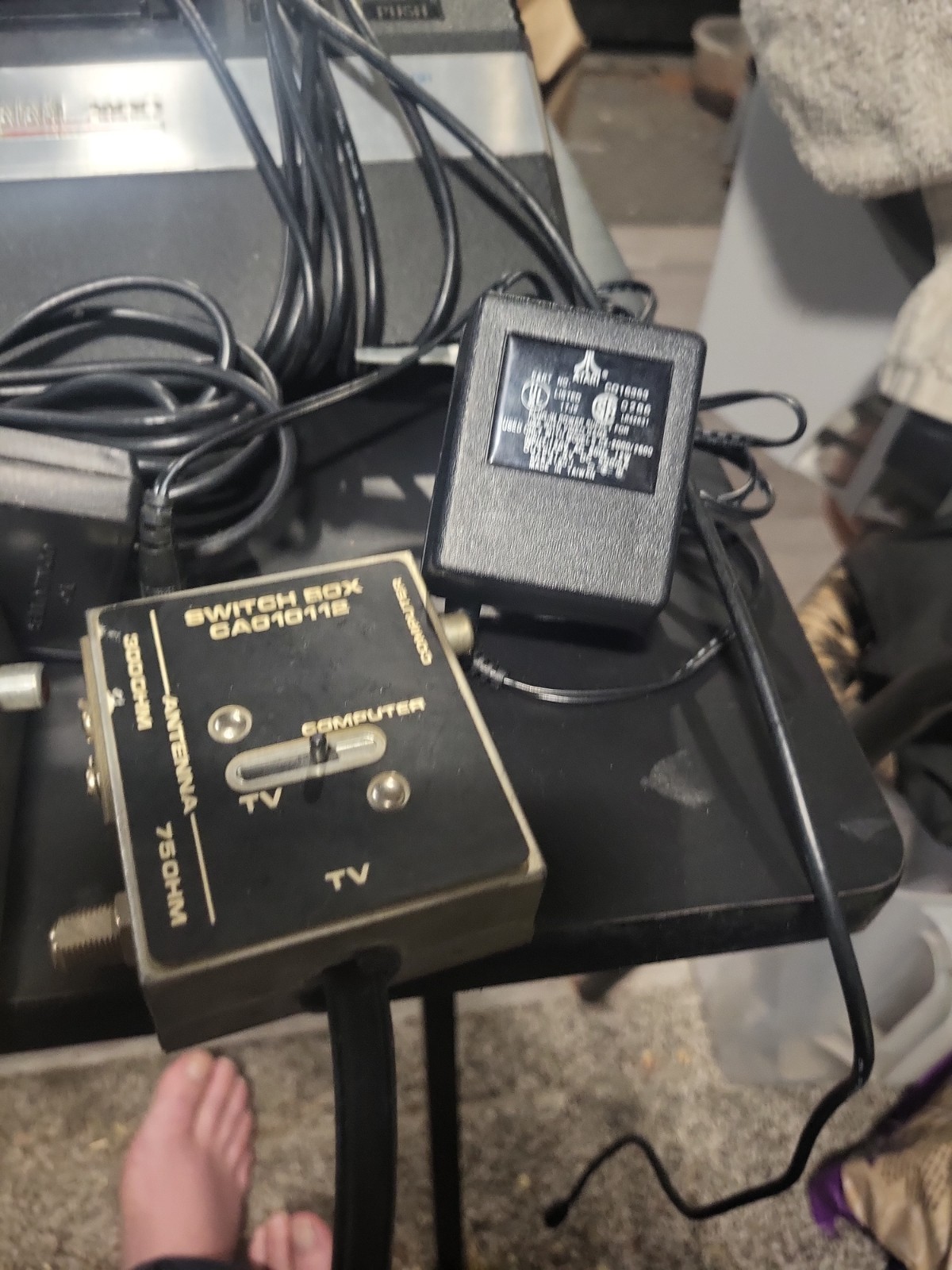 Atari 2600 Junior Black – Bundle – PARTS OR REPAIR
